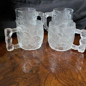 McDonalds Vintage Flintstone mugs